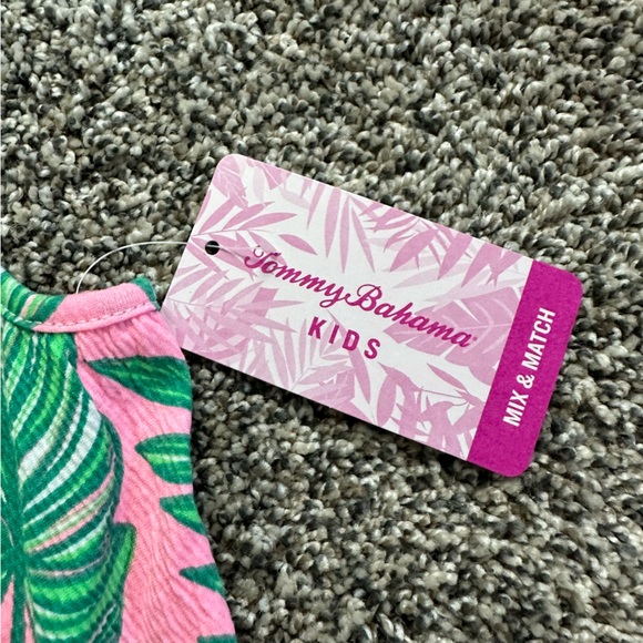 Tommy Bahama Kids Girl Pink and Green Leaf Print Crop Top Tank 🩷💚 - Picture 2 of 5